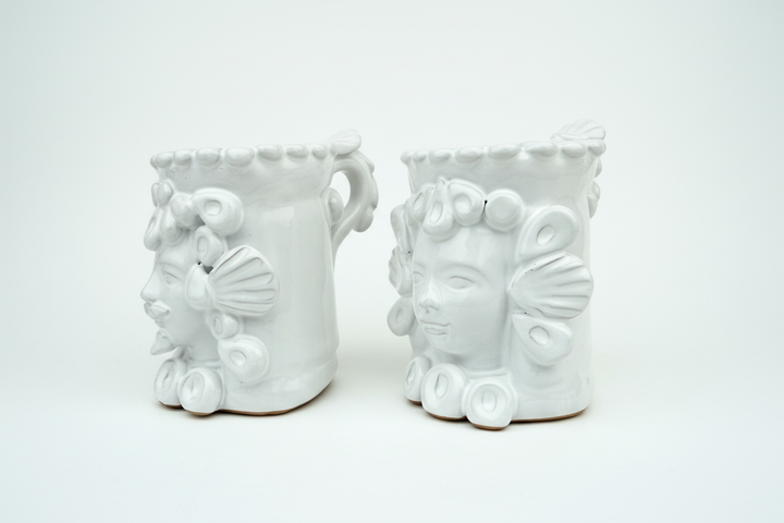 Pumi brocca sfondo bianco 2