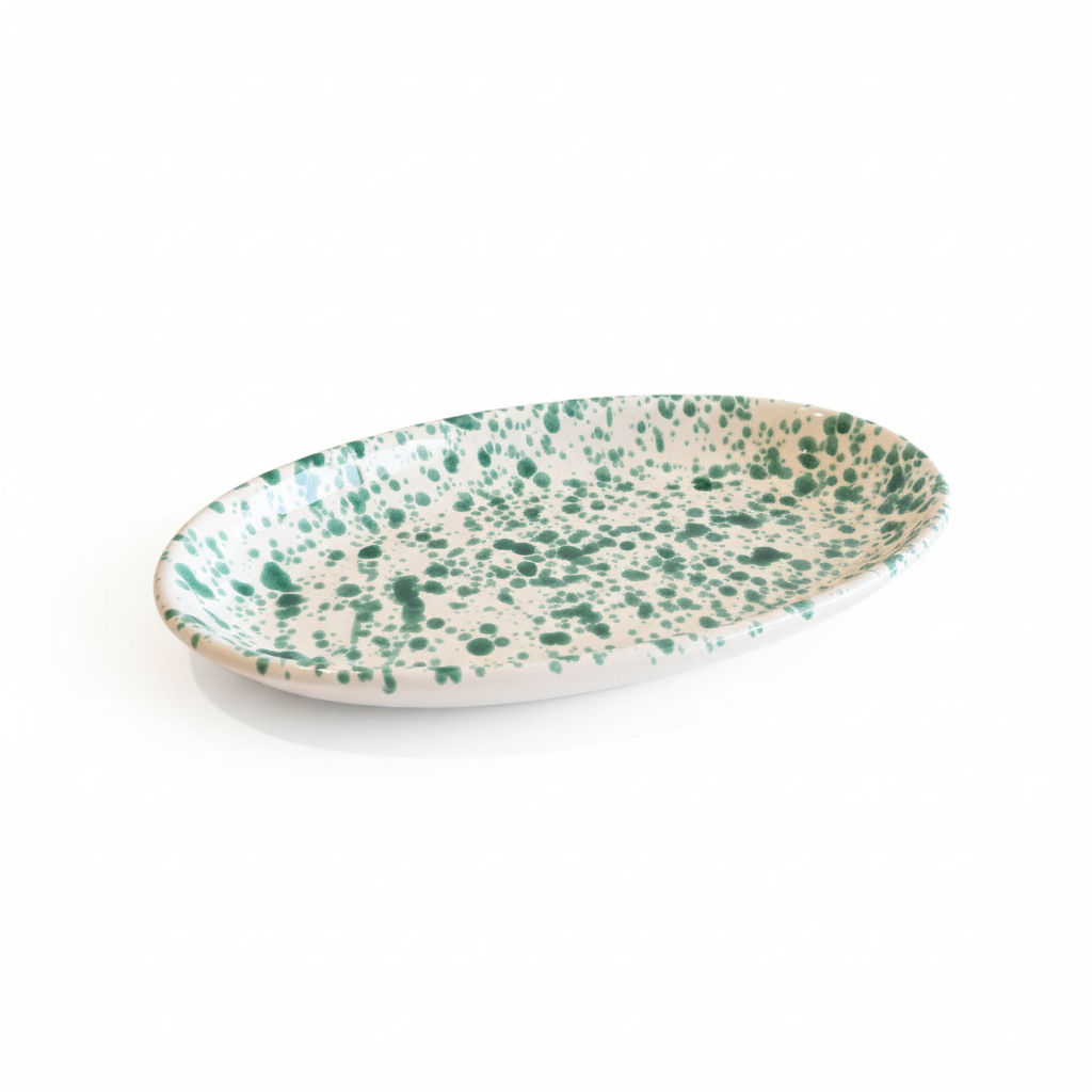Vassoio ovale schizzato verde sfondo bianco